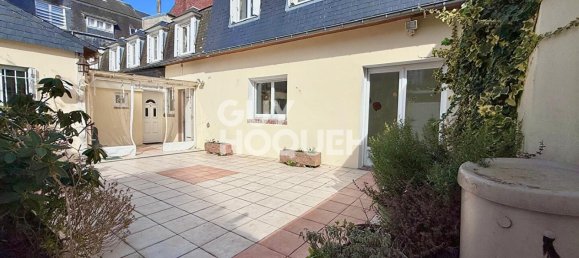 5 bedrooms House in Deauville, France No. 189883 2