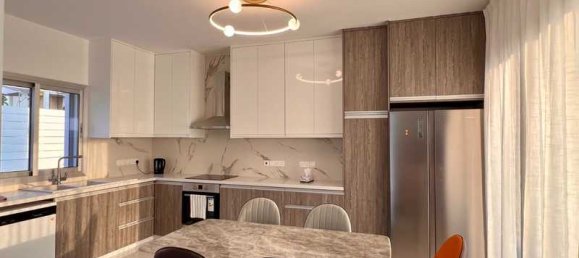 3 bedrooms Villa in Chloraka, Cyprus No. 21135 2