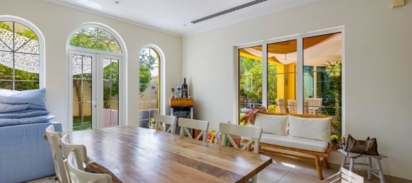 Вилла с 3 спальнями в Jumeirah Park, ОАЭ № 16043 4