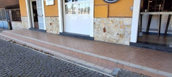 5 rooms Commercial property in San Giorgio a Cremano, Italy No. 320450 2