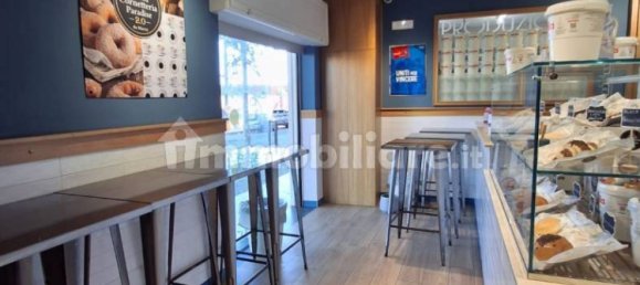 5 rooms Commercial property in San Giorgio a Cremano, Italy No. 320450 8