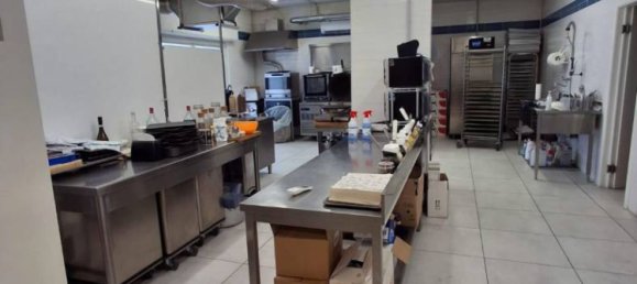 5 rooms Commercial property in San Giorgio a Cremano, Italy No. 320450 24