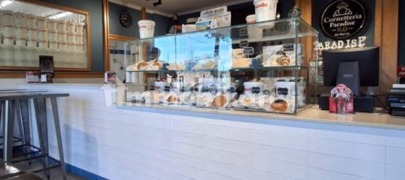 5 rooms Commercial property in San Giorgio a Cremano, Italy No. 320450 7