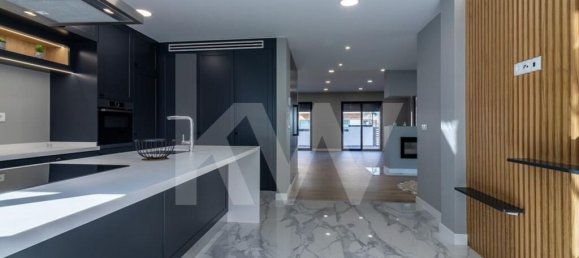 4 bedrooms House in Ericeira, Portugal No. 83932 33