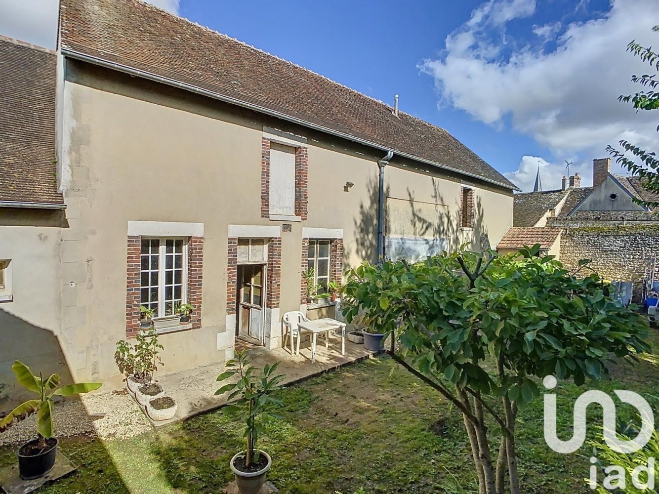 3 bedrooms Townhouse in La Chapelle-sur-Aveyron, France No. 160026