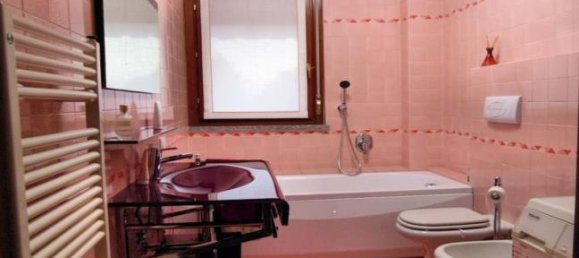 Apartamento T2 em Lodi, Italy N.º 253045 4