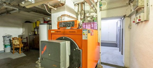 9-salle Bâtiment à Reutlingen, Germany No. 14986 35