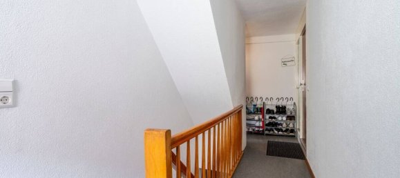 9-salle Bâtiment à Reutlingen, Germany No. 14986 16