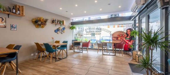 9-salle Bâtiment à Reutlingen, Germany No. 14986 4