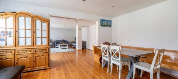 9-salle Bâtiment à Reutlingen, Germany No. 14986 20