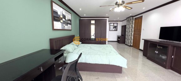 Eigentumswohnung in Pattaya, Thailand 137m², Nr. 59765 2