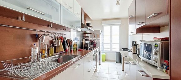 2 غرف نوم شقة في Saint-Cyr-l'Ecole, France رقم 188607 3