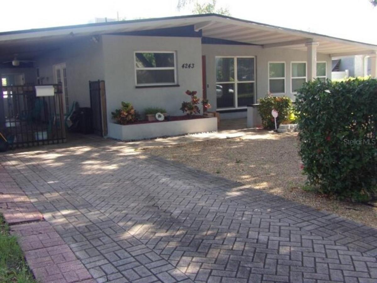 Casa T2 em Saint Petersburg, USA N.º 416940