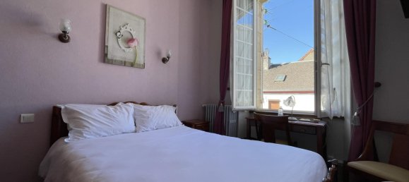 Casa de 9 dormitorios en Aigurande, France No. 265363 8