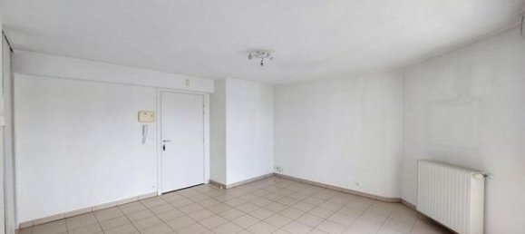 Apartamento de 1 dormitorio en La Riche, France No. 306233 4
