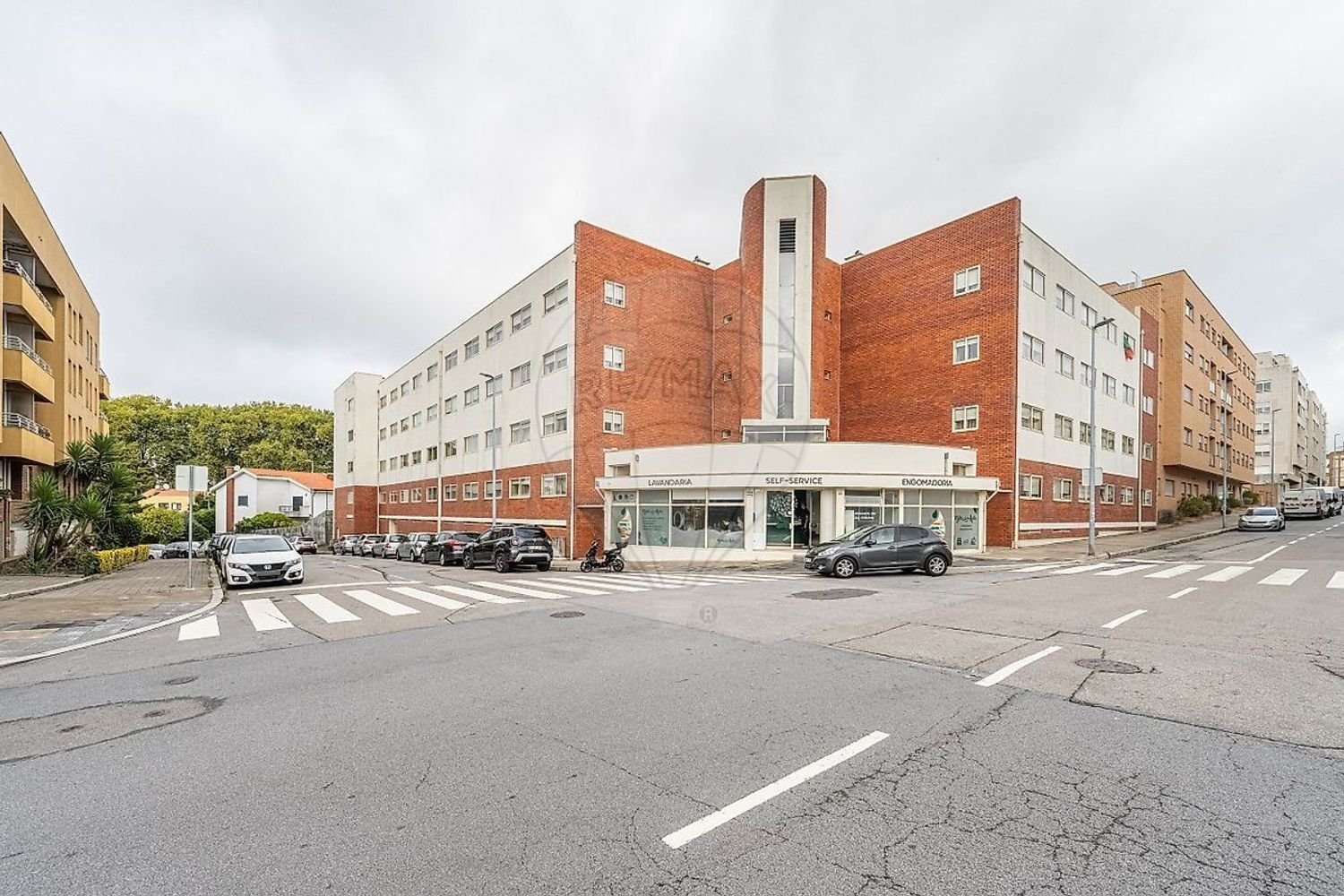 2 bedrooms Apartment in Porto, Portugal No. 345301