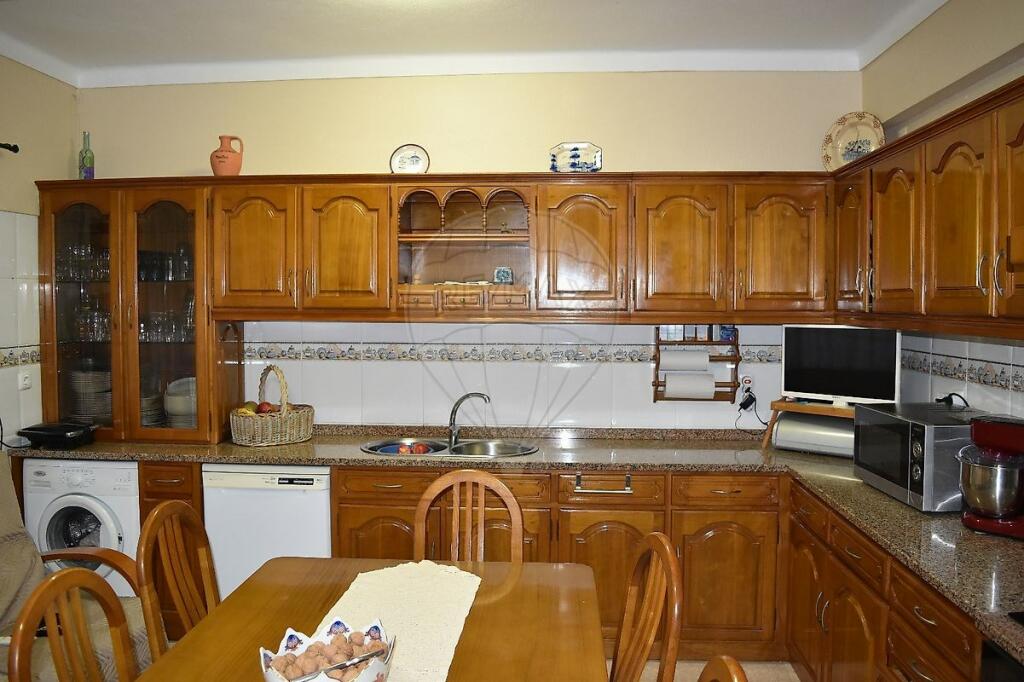 8 bedrooms Villa in Palmela, Portugal No. 19549