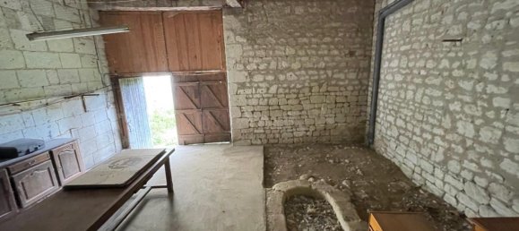 2 bedrooms House in Chinon, France No. 264994 14