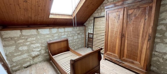 2 bedrooms House in Chinon, France No. 264994 17