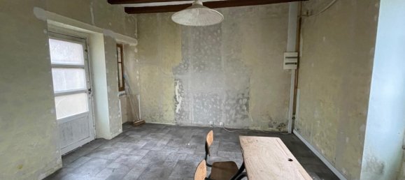 2 bedrooms House in Chinon, France No. 264994 4