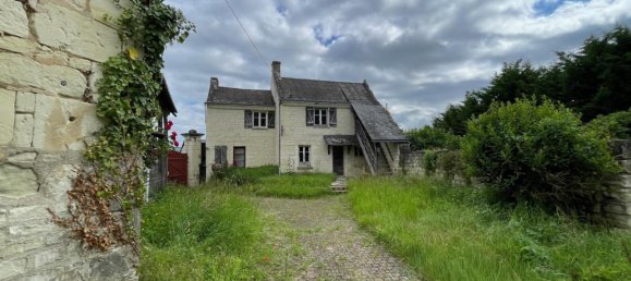 2 bedrooms House in Chinon, France No. 264994 2