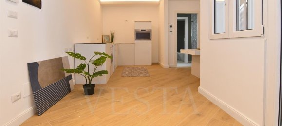 2 bedrooms Apartment in Milan, Italy No. 357823 4