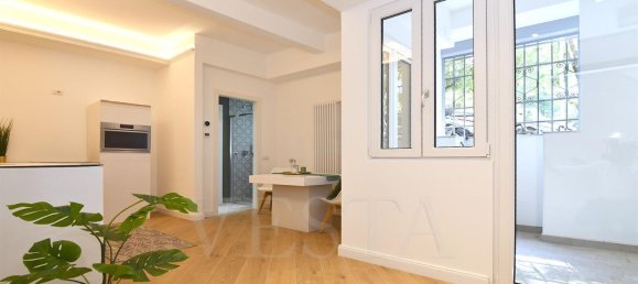 2 bedrooms Apartment in Milan, Italy No. 357823 2