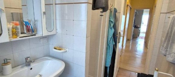 Квартира с 3 комнатами в Рим, Италия № 28126 21