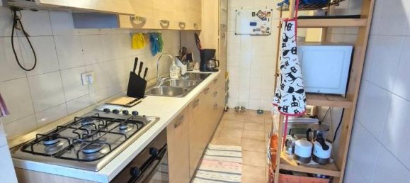 Квартира с 3 комнатами в Рим, Италия № 28126 10