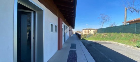 178m² Office in Castiglione delle Stiviere, Italy No. 62391 14