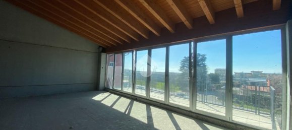 178m² Office in Castiglione delle Stiviere, Italy No. 62391 8