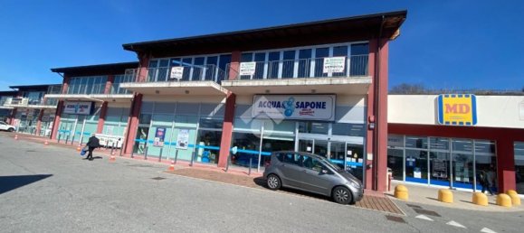 178m² Office in Castiglione delle Stiviere, Italy No. 62391 17