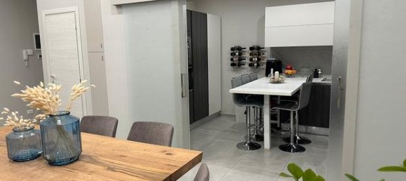 6 rooms Apartment in Catania, Italy No. 308019 5