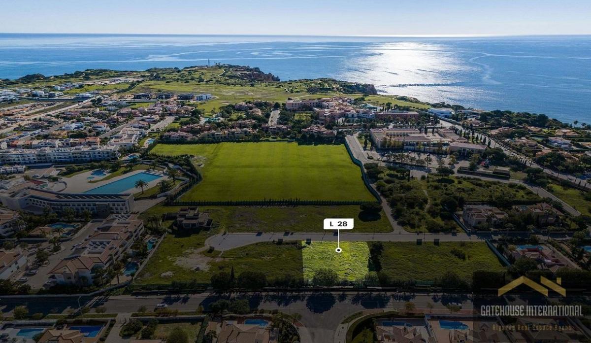  Land in Lagos, Portugal No. 7759