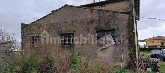 Garagem em Cascina, Italy 60 m² N.º 221968 3