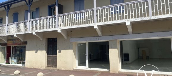 480m² Building in Hagetmau, France No. 278753 2