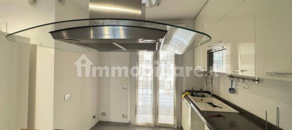 Квартира с 2 спальнями в Рим, Италия № 336981 5