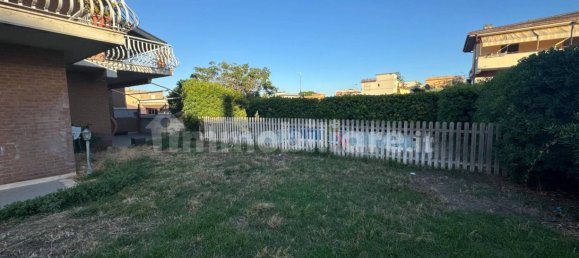 Квартира с 2 спальнями в Рим, Италия № 336981 17