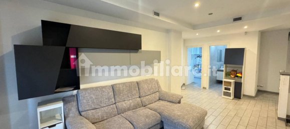 Квартира с 2 спальнями в Рим, Италия № 336981 3