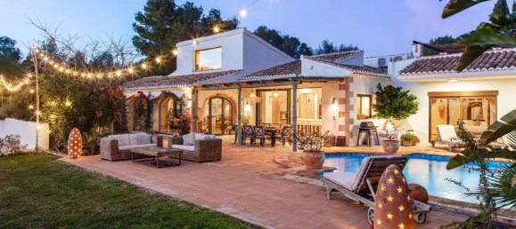 3 bedrooms Villa in Alicante, Spain No. 154531 4