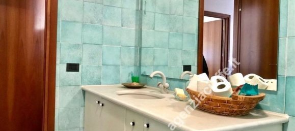 Apartamento de 5 divisões em Massa, Italy N.º 192000 7