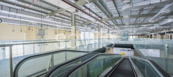 Magasin à Sharjah Industrial Area, UAE 12312.5m² No. 15038 8