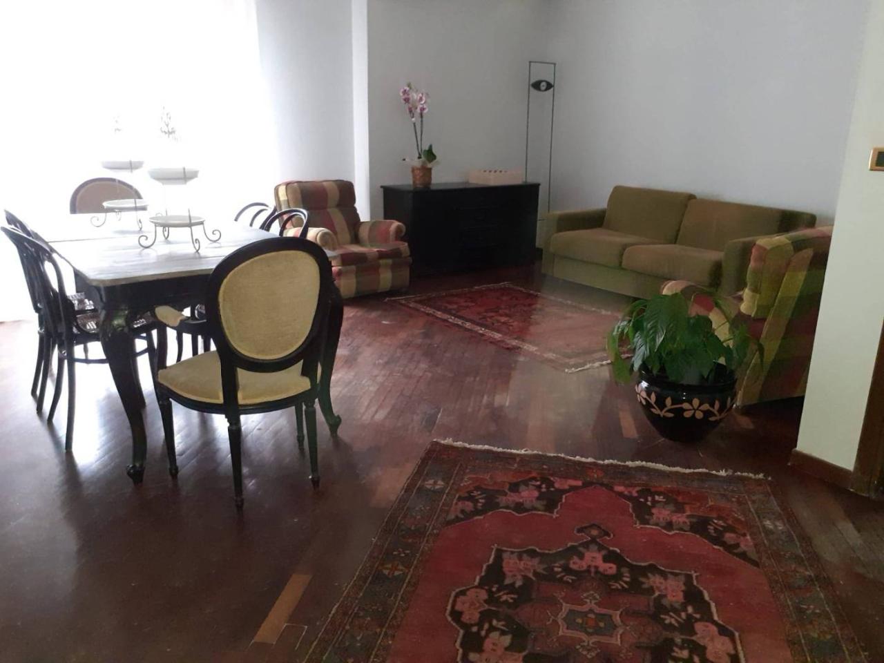 5-Zimmer Wohnung in Palermo, Italy, Nr. 137571