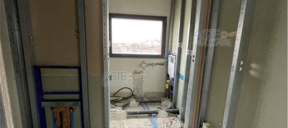 3 rooms Building in Rimini, Italy No. 11469 5