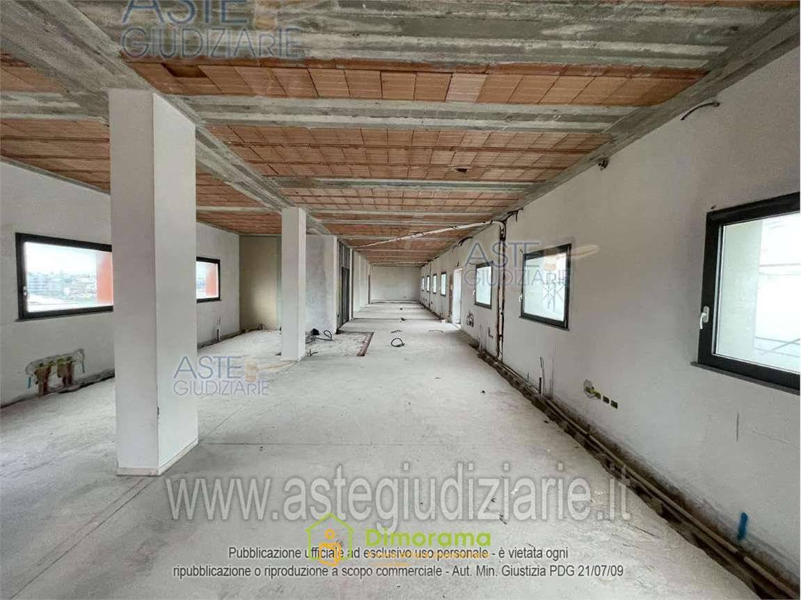 3 rooms Building in Rimini, Italy No. 11469