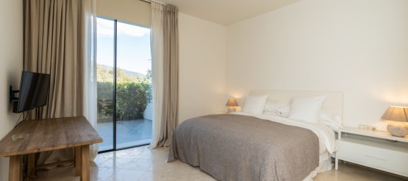 5 bedrooms Villa in Marbella, Spain No. 77554 25