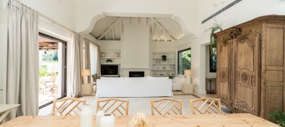 5 bedrooms Villa in Marbella, Spain No. 77554 14