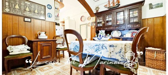 7 rooms Apartment in Genoa, Italy No. 124630 9