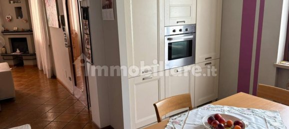 3 غرف نوم فيلا في Desenzano del Garda, Italy رقم 295917 3