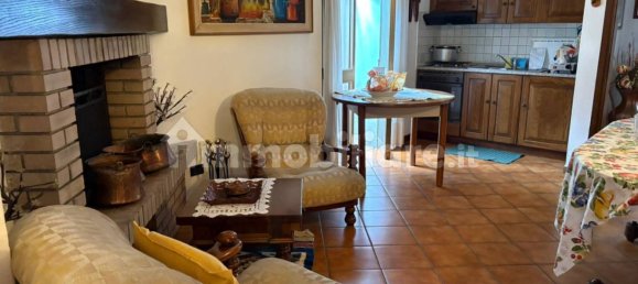 3 غرف نوم فيلا في Desenzano del Garda, Italy رقم 295917 17